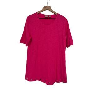 Chicos Womens Scoop Neck Short Sleeve Bright Pink Grommet Accent Tee Size Medium